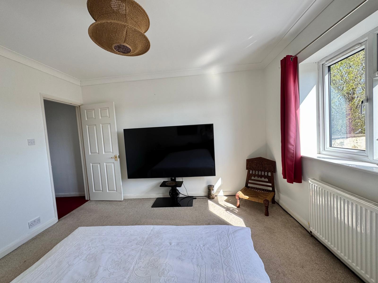 Master Bedroom 4